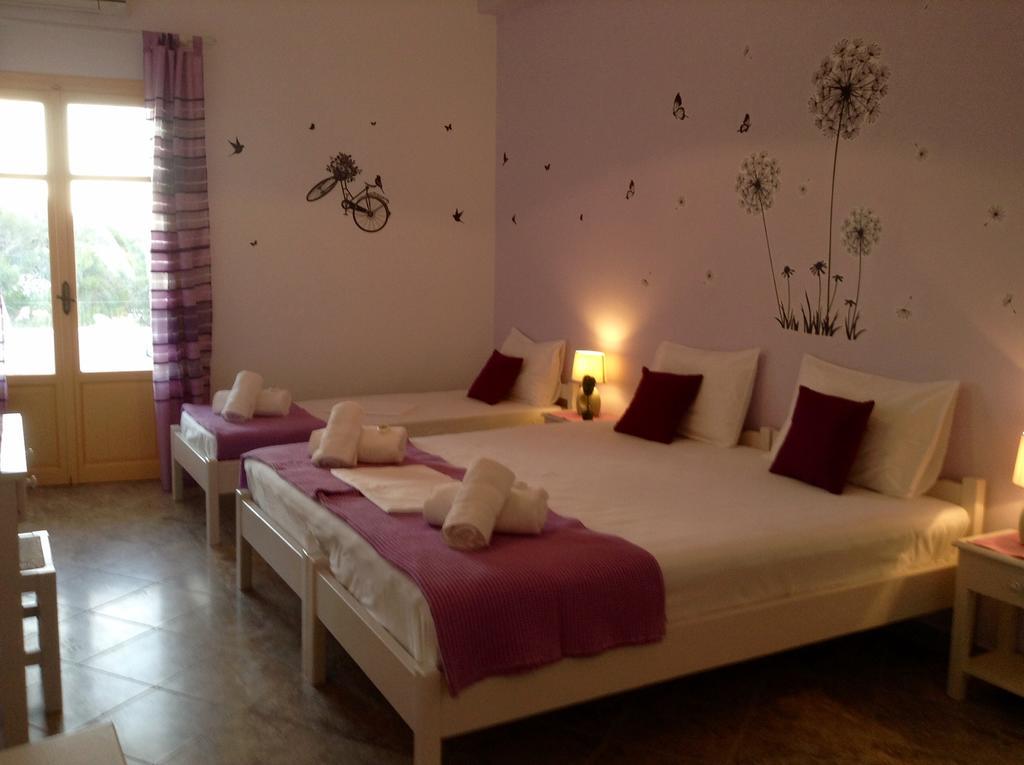 Nikoletta Rooms Parikia  Exterior photo