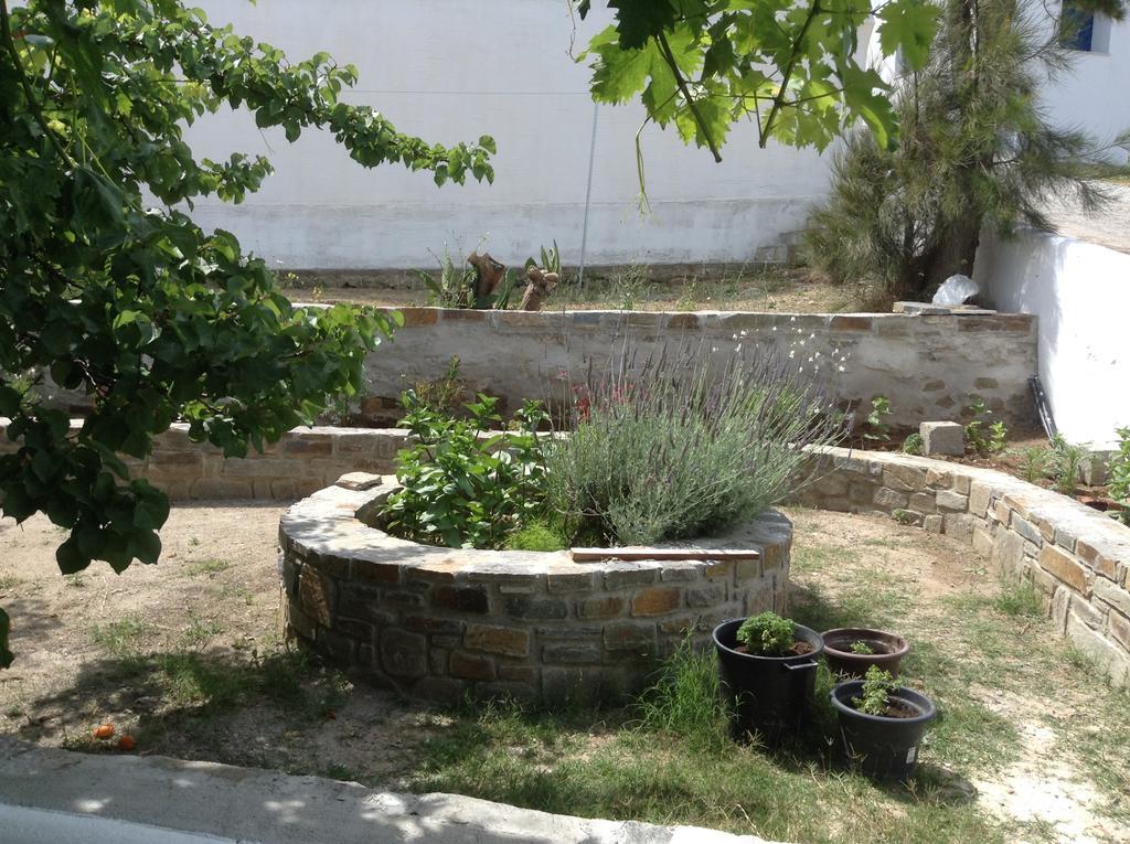 Nikoletta Rooms Parikia  Exterior photo