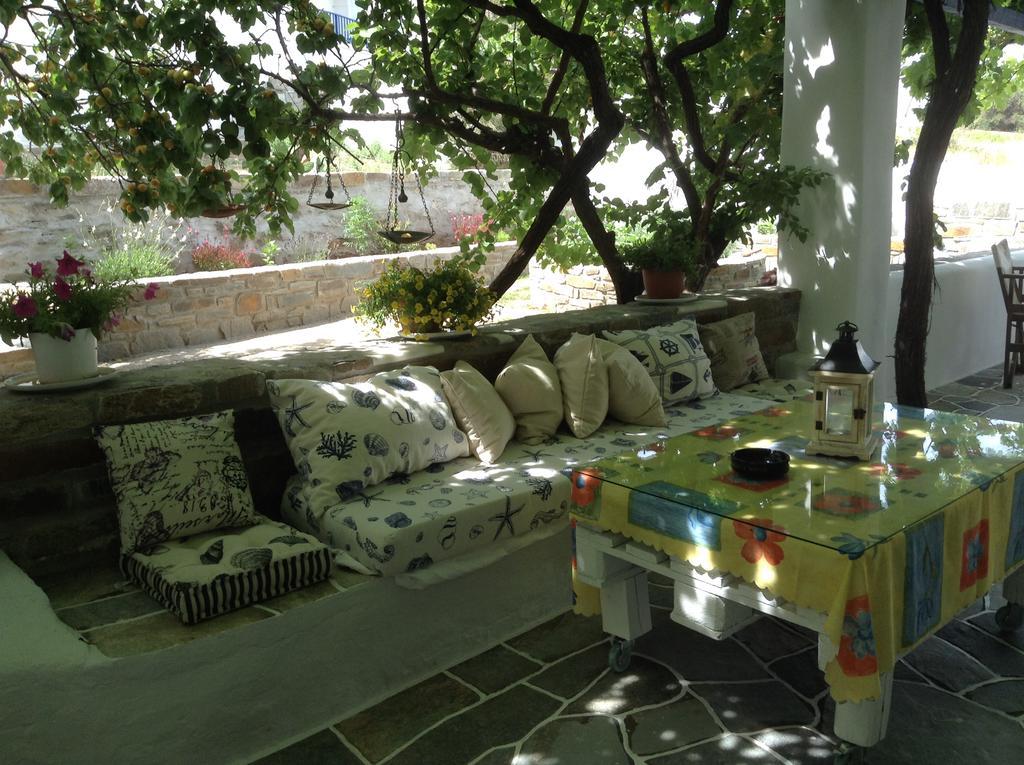 Nikoletta Rooms Parikia  Exterior photo